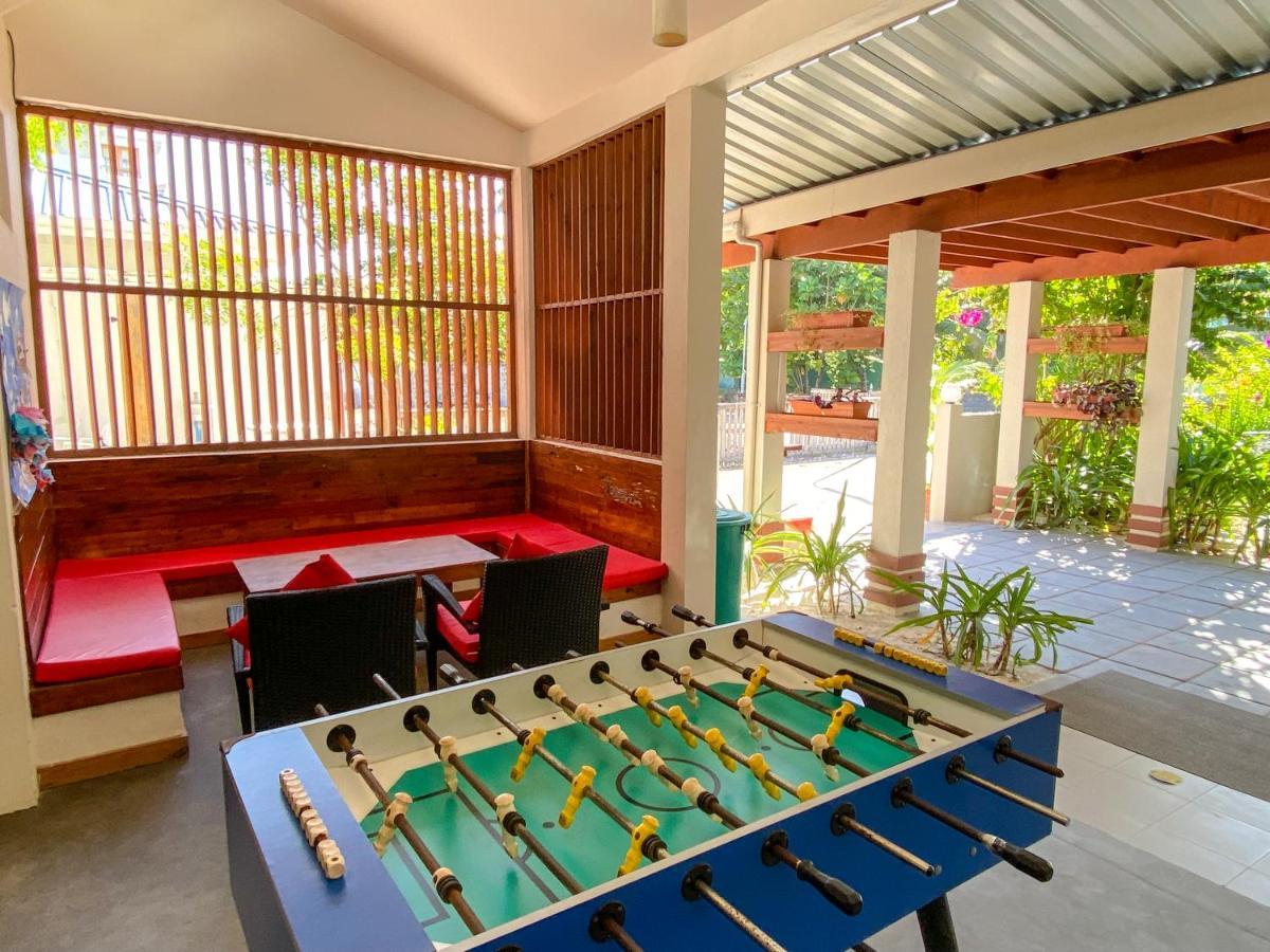 Tme Retreats Dhigurah Hotel Dhigurah  Exterior photo
